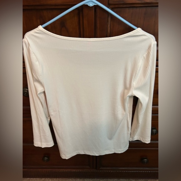NWT SPANX *GREAT PRICE* Powder Scoop Neck Ribbed Top, Size MEDIUM - Picture 10 of 16